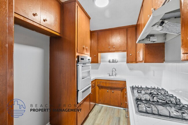 211 E. Tamarack Ave.