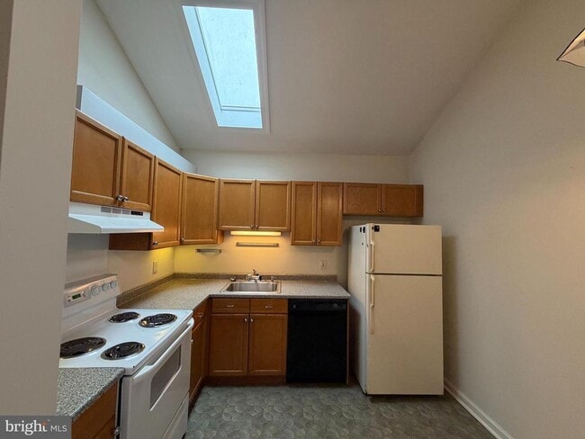 Photo - 1015 N Providence Rd