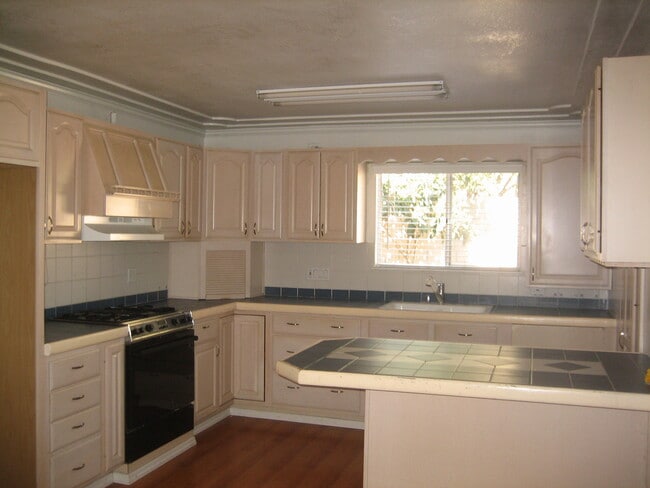 Photo - 1431 Alta Ave