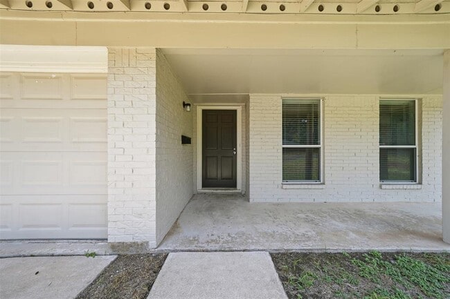 Photo - 9005 Blue Quail Dr