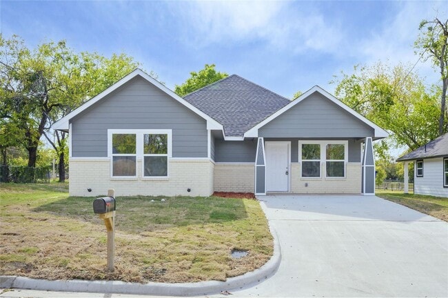 Building Photo - Recent Custom Build 4-3 in Celeste!