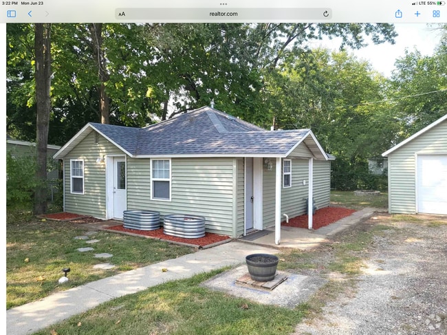 Building Photo - 322 Marquette Rd Rental