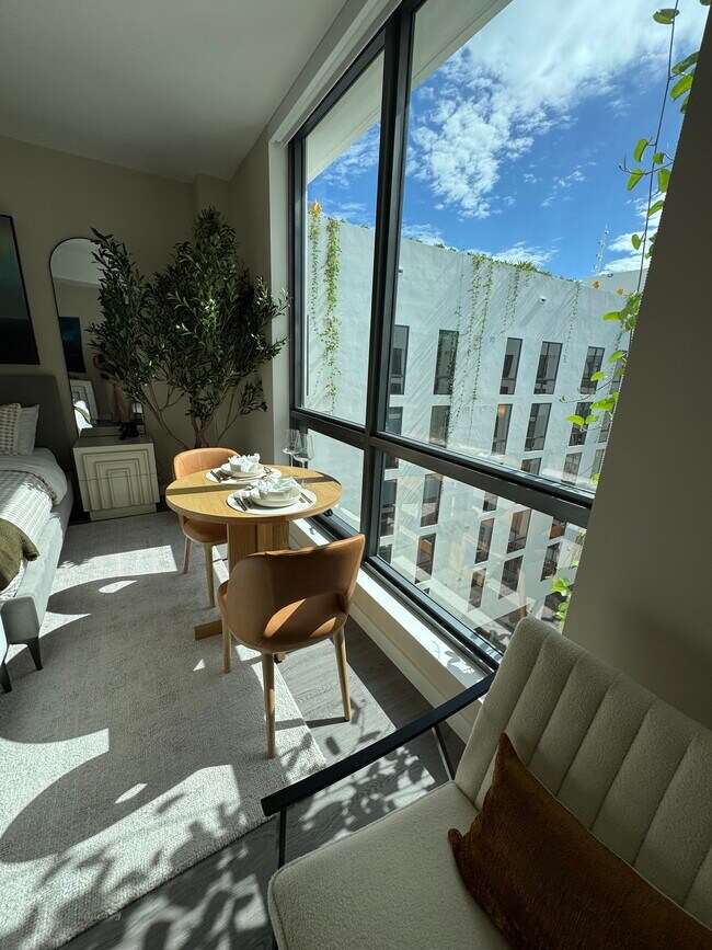 Photo - 109 NW 24th St Unit S2