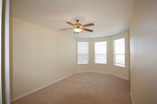 Photo - 7575 Kirby Dr Unit 3303