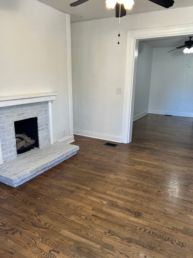 Photo - 10 /12 Garret St