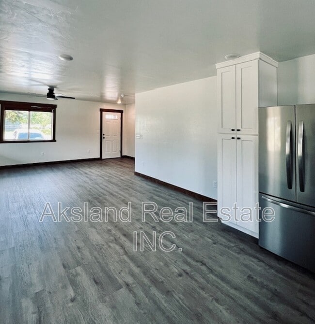 Photo - 908 Roosevelt Ave