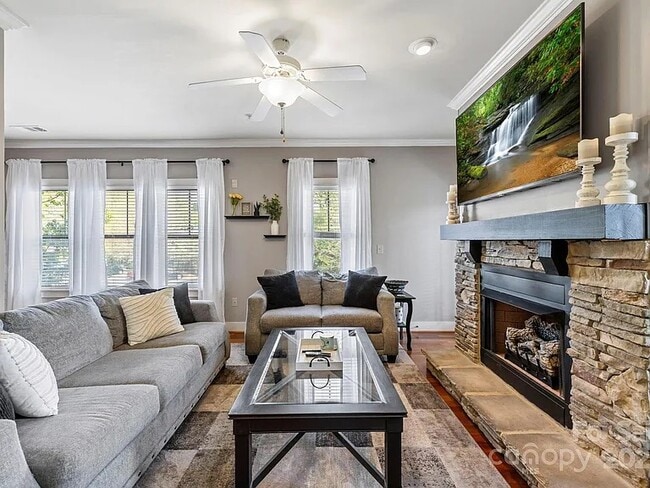 Photo - 9 Kenilworth Unit 227