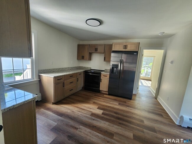 Photo - 82 State St Unit 1