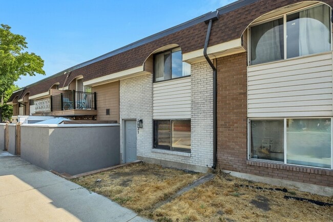 Photo - 1431 Arthur Dr
