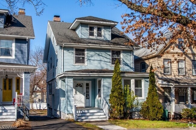 Building Photo - 51 Riggs Pl Rental
