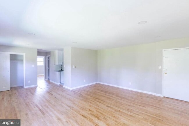 Building Photo - 14698 Colchester Rd