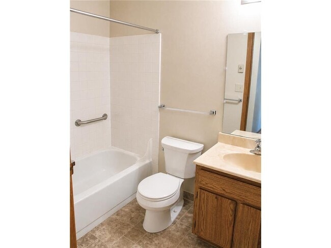 Photo - 1515 Darling Dr Unit 12