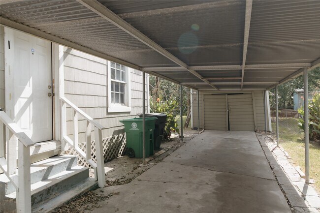 Photo - 6714 Dillon St