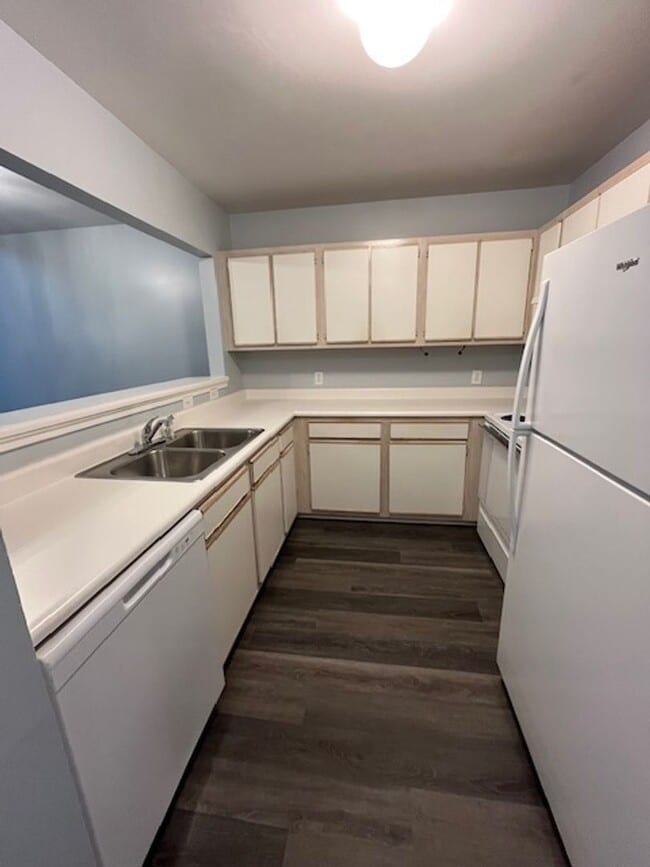 Photo - Comfortable and Convenient 3 Bedroom Townhome in Wilmington, NC