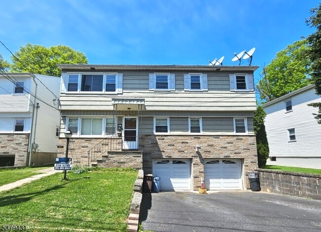 Building Photo - 317 Trotting Rd Rental