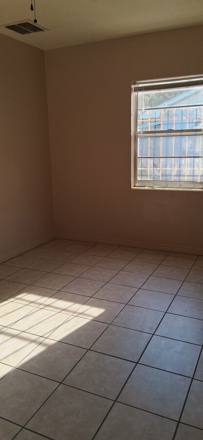 Photo - 1845 Orangewood Ave SW