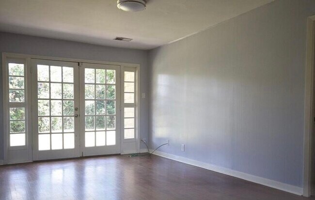 Photo - 4410 Kingfisher Dr