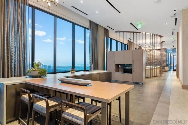 Photo - 525 Olive St Unit 1912