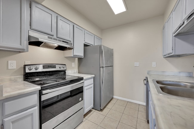 Photo - 539 Wright St Unit 201