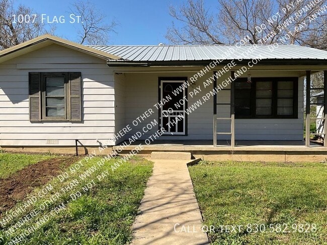 Building Photo - 1007 Flag St