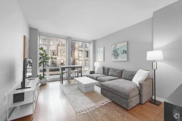 Building Photo - 2 bedroom in New York NY 10011 Unit 7C Rental