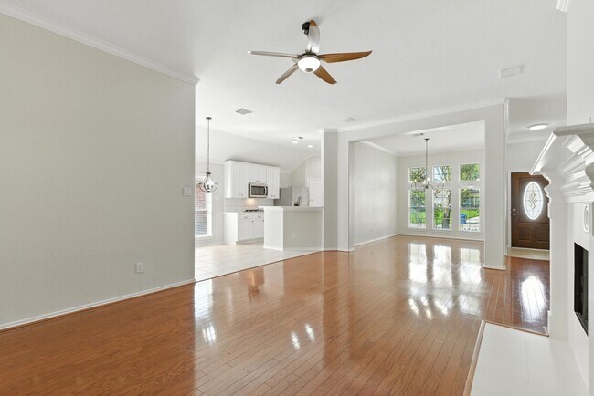 Photo - 28527 Connordale Ln