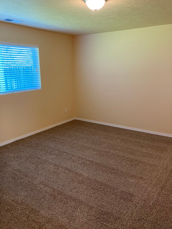 Photo - 12201 E Boone Ave