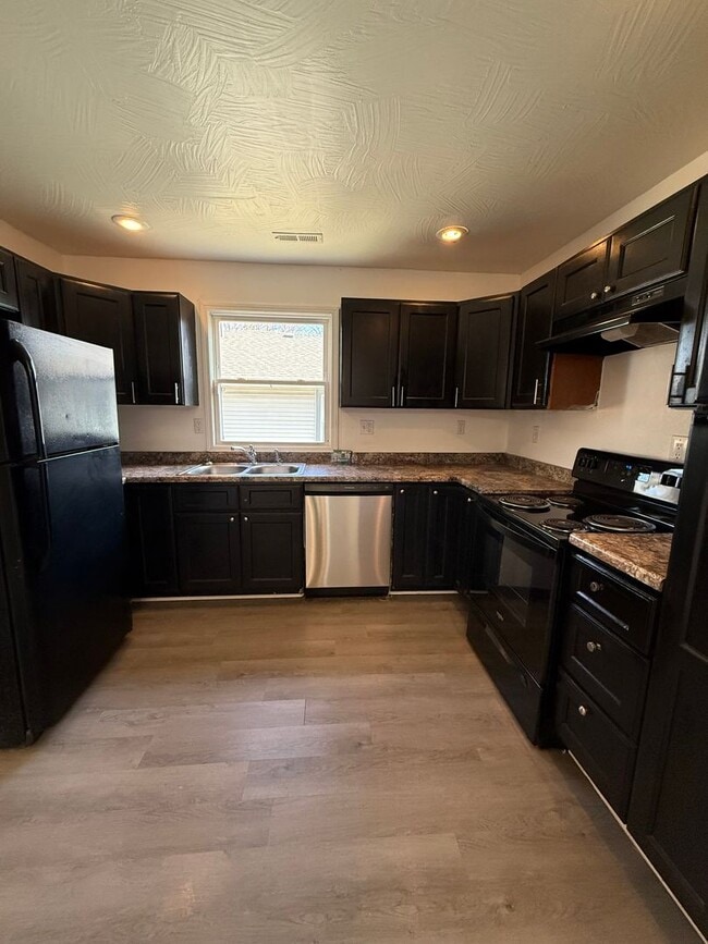 Photo - Rent this AMAZING South East Side Recently Remodeled 3 Bedroom 2 Bath!