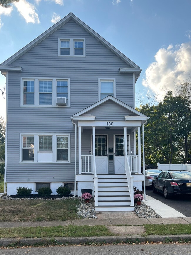 Building Photo - 130 Hamilton St Unit FL 2 Rental