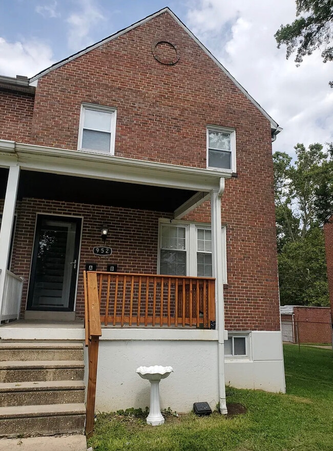 Building Photo - 952 Argonne Dr Unit B