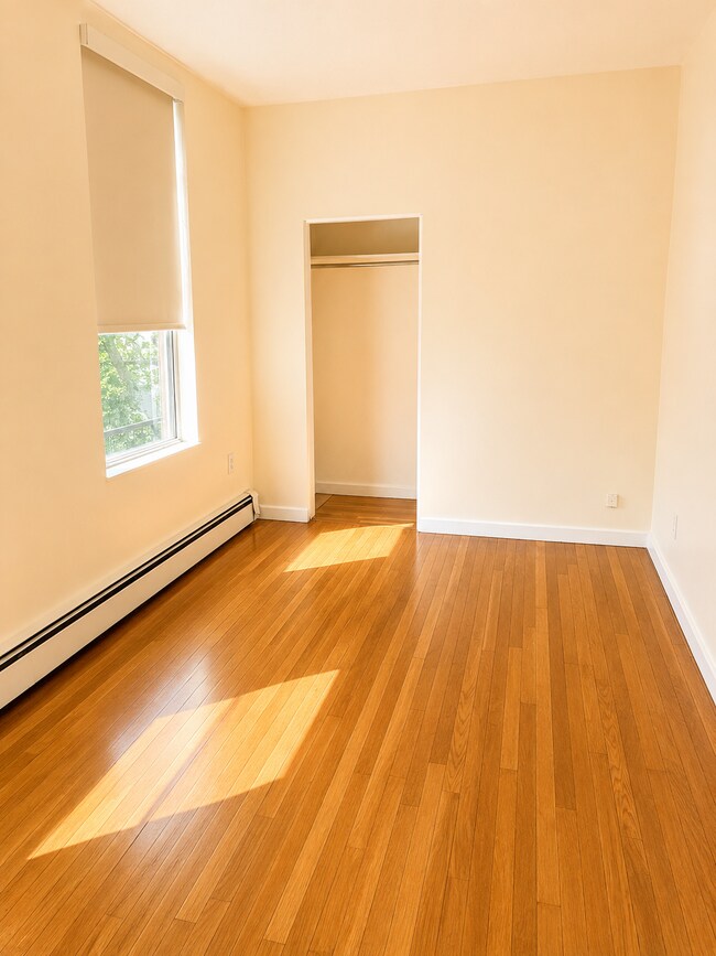 Bedroom - 394 Broadway Unit 2