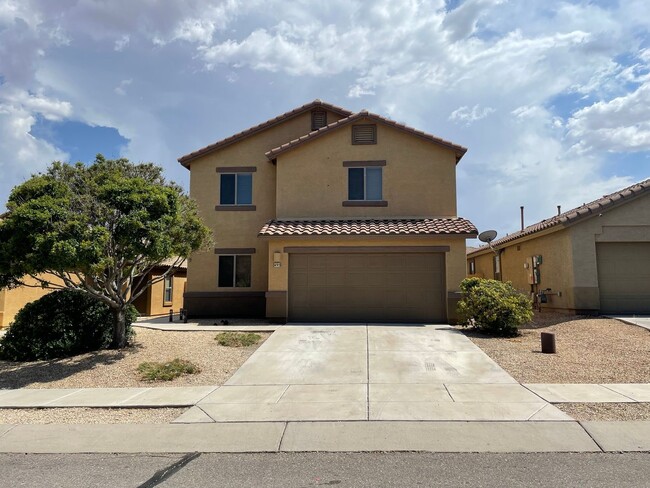 4 Bedroom Home in Rancho Sahuarita - 4 Bedroom Home in Rancho Sahuarita