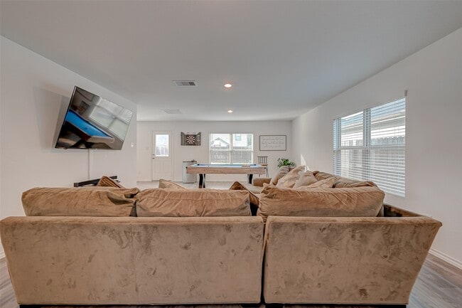 Photo - 1234 Blue Hazel Ct