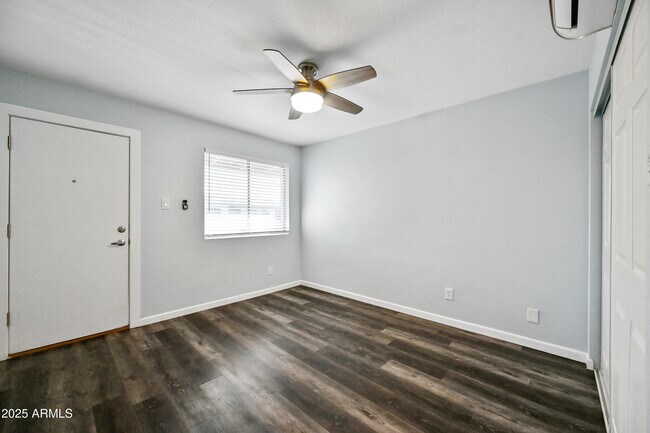 Photo - 3025 N 32nd St Unidad 39