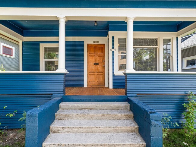 Photo - Spacious 3 bedroom, 1 Bath House in Inner SE Portland - Everything Right at Your Doorstep!