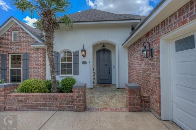 Photo - 609 Toulouse Ct