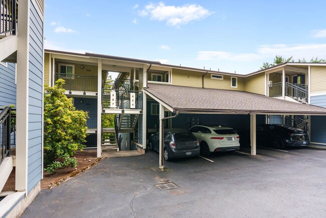 Photo - 7581 Old Redmond Rd Unit #4
