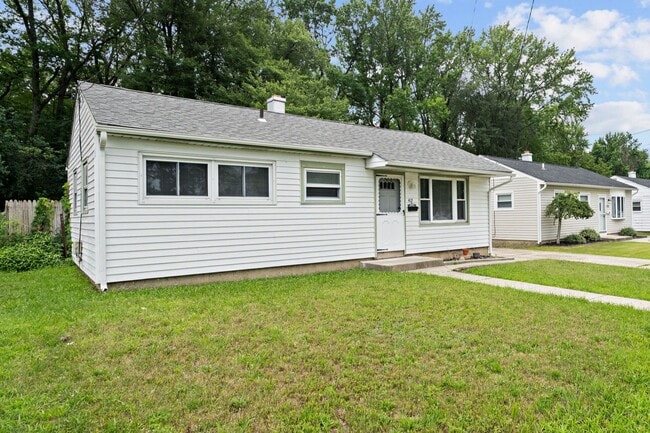 Photo - 412 Woodbury Lake Rd House