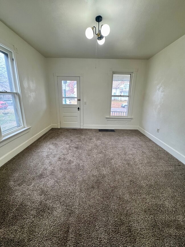 Photo - 2325 McKinley Ave