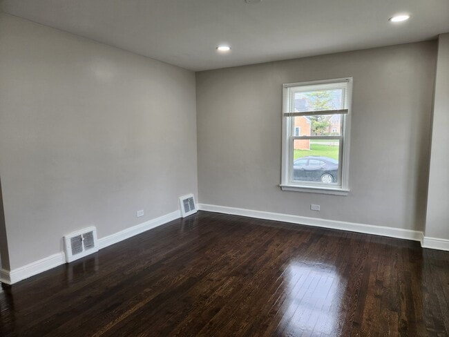 Photo - 14124 Manor Ave