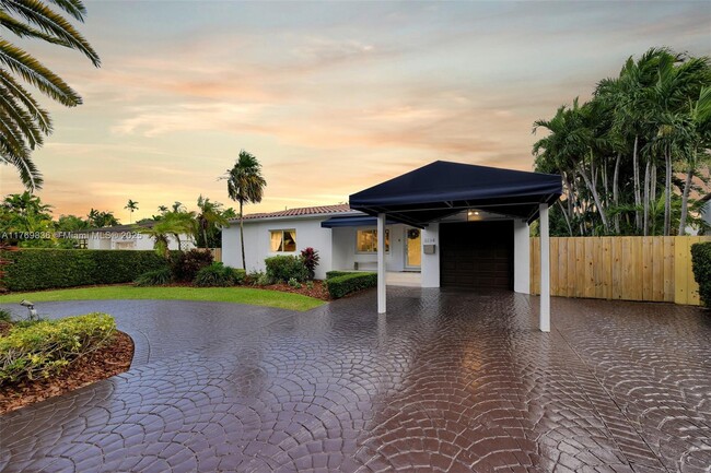 Building Photo - 6134 SW 28th St Rental