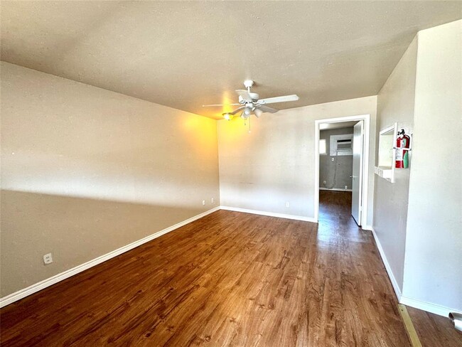 Photo - 1755 Colquitt St St Condominio Unidad 5