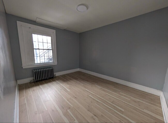 Photo - 1069 Capitol Ave