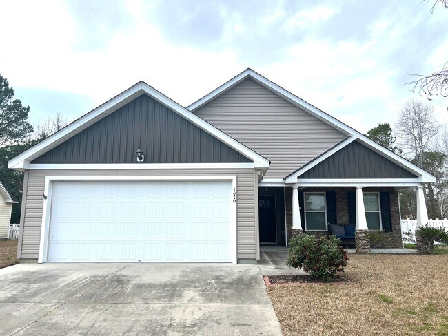 Pet-friendly, Furnished, 3 Bedroom, 2 Bath... - Pet-friendly, Furnished, 3 Bedroom, 2 Bath... House