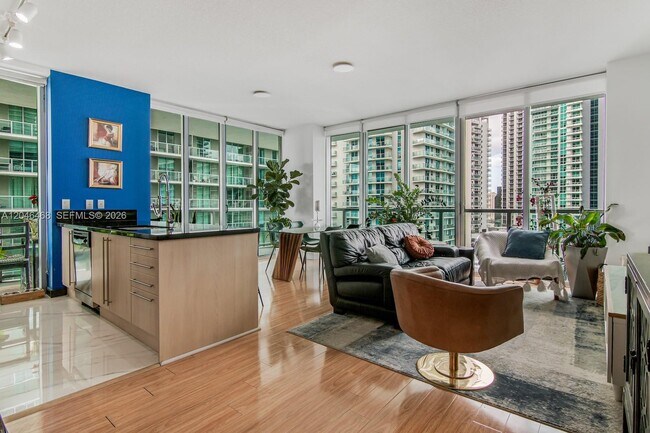 Building Photo - 79 SW 12th St Unit 2107-S