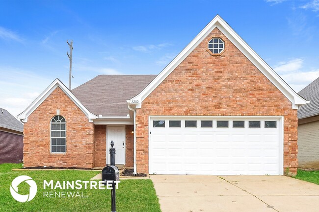 Building Photo - 8260 Clubview Dr