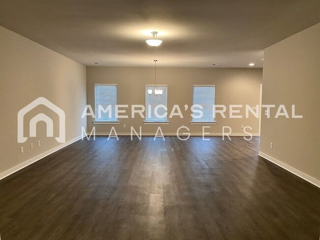 Photo - Home for Rent in Jasper, AL...Available to...