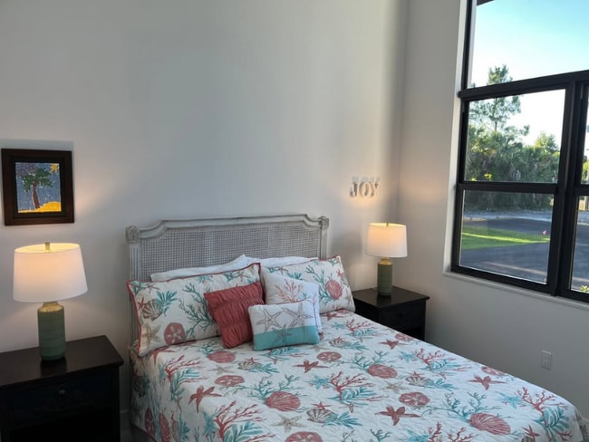 Photo - 4320 30th Ave SE