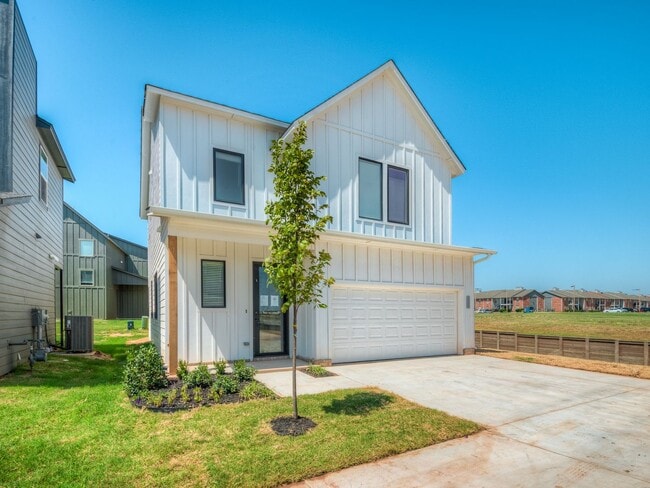 Photo - Beautiful New Construction Home in Edmond/...