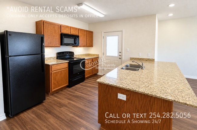 3109 Ochiltree-B